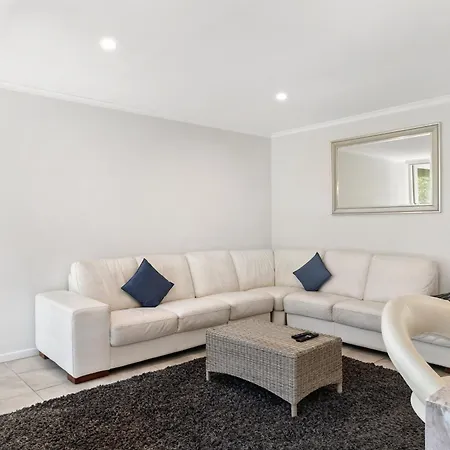 Luxury Spacious 3-Bedroom Suite On Exclusive Lansell Rd, Toorak Melbourne Exterior photo